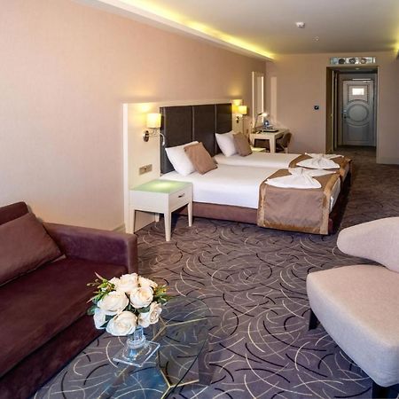 The Conforium Hotel Ван Экстерьер фото