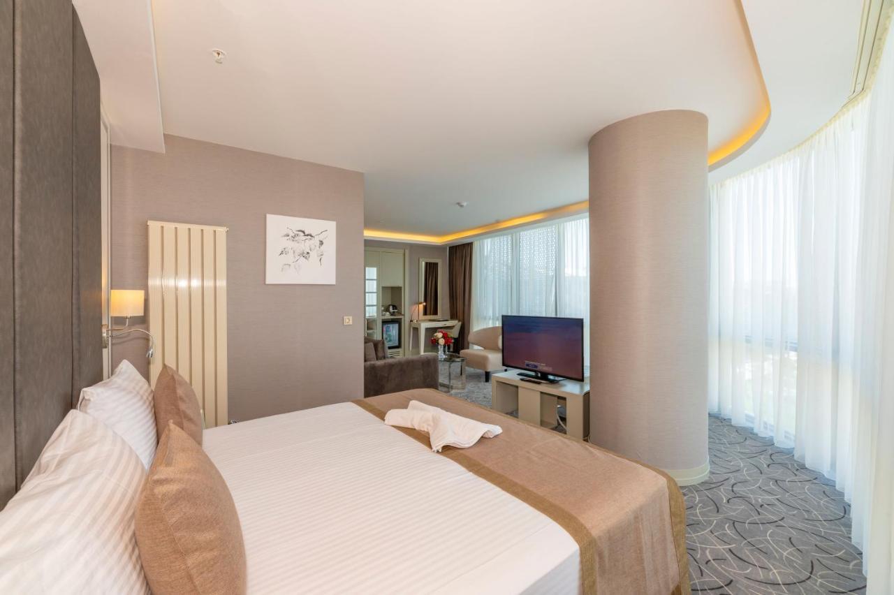 The Conforium Hotel Ван Экстерьер фото