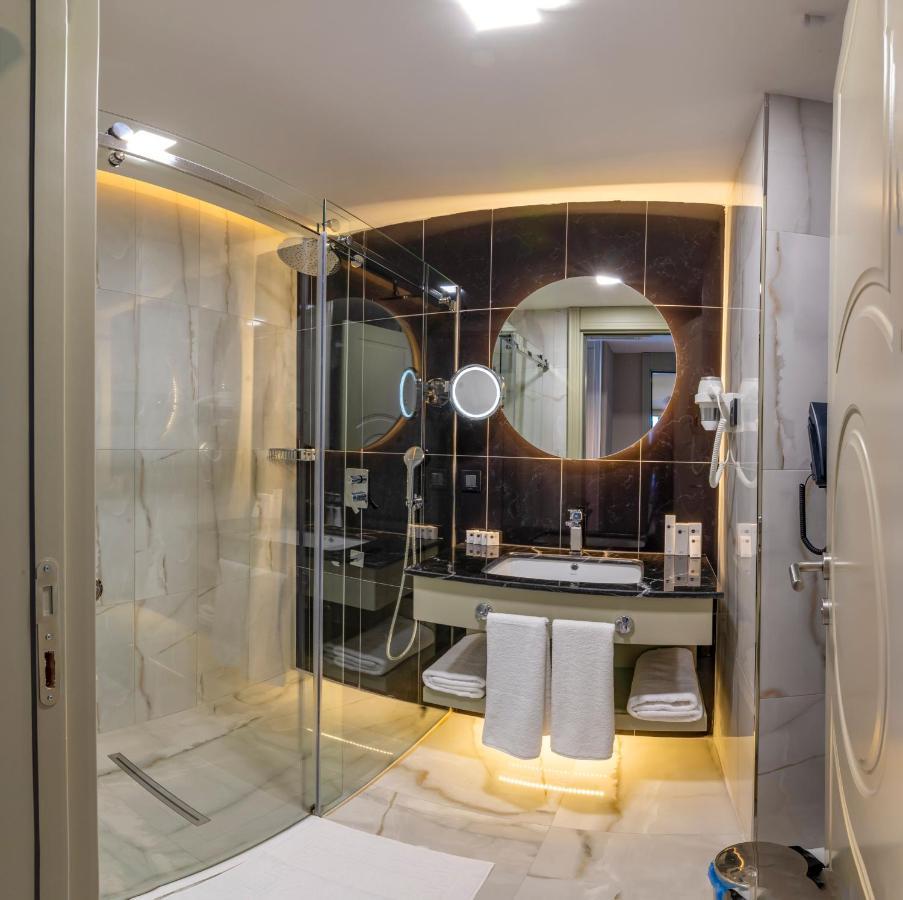 The Conforium Hotel Ван Экстерьер фото