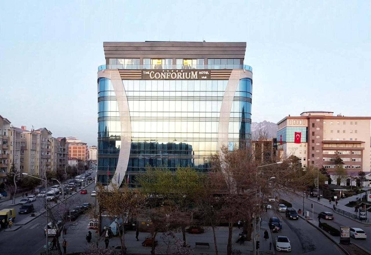 The Conforium Hotel Ван Экстерьер фото