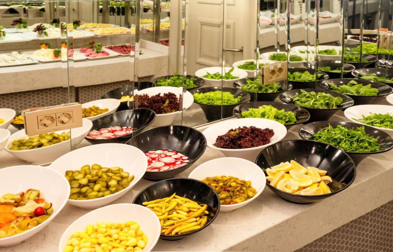 The Conforium Hotel Ван Экстерьер фото