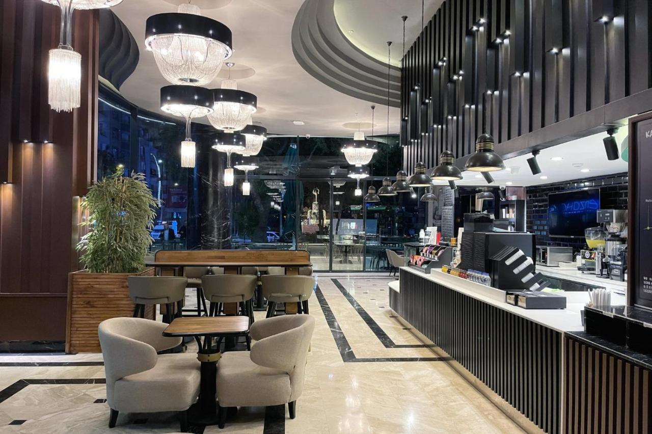 The Conforium Hotel Ван Экстерьер фото