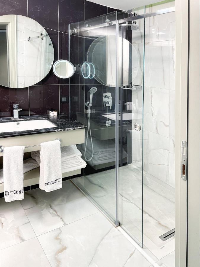The Conforium Hotel Ван Экстерьер фото